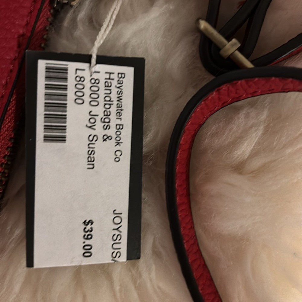 Red Leather crossbody or clutch - Picture 2 of 6